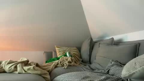 pedanios0711 online show from January 10, 2026, 5:20 am