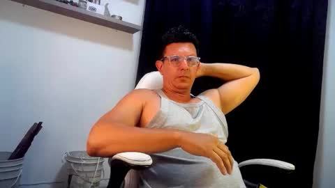 Pedro online show from May 22, 2026, 2:51 am