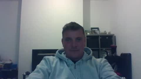 Snapshot of pedrok87 chatting on April 12, 2026, 11:54 pm pedrok87 online show from April 12, 2026, 11:54 pm