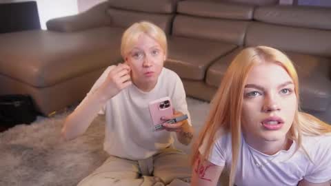 peggiedeed online show from May 15, 2026, 1:29 pm
