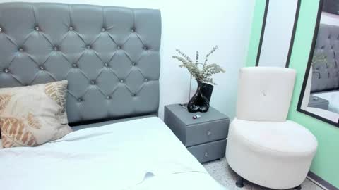 Penelope online show from March 4, 2025, 2:27 am