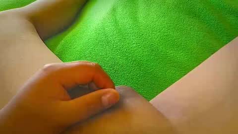 Penils online show from October 12, 2025, 5:34 pm