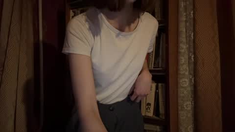 Snapshot of pennilinka chatting on March 28, 2026, 2:00 am Alya online show from March 28, 2026, 2:00 am