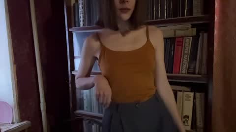 Snapshot of pennilinka chatting on April 4, 2026, 2:14 pm Alya online show from April 4, 2026, 2:14 pm