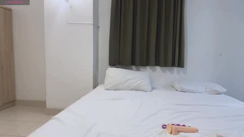 penny_coco online show from April 12, 2026, 1:05 pm