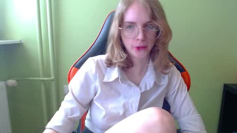 Penny online show from April 11, 2026, 7:56 am