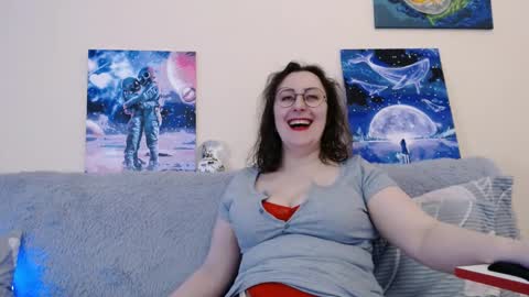 Snapshot of pepper_corn chatting on January 20, 2025, 11:56 am Olga and Kirill online show from January 20, 2025, 11:56 am