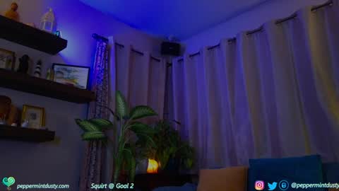 Peppermint and Dusty  online show from December 19, 2024, 4:13 am