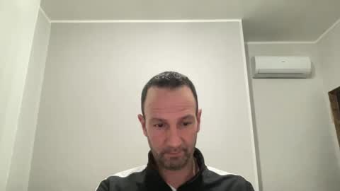 peppinslosqualo online show from March 9, 2025, 7:37 pm