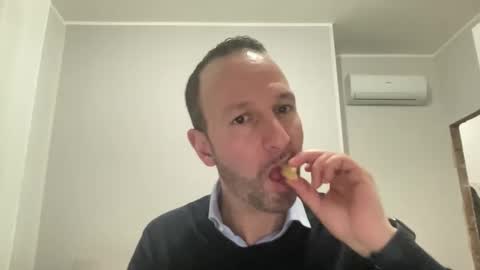 peppinslosqualo online show from February 21, 2026, 2:23 am