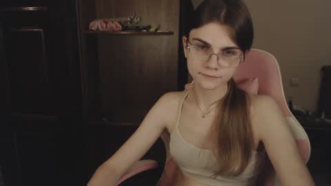 Farida online show from February 9, 2025, 1:00 am