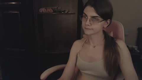 Farida online show from February 17, 2025, 3:58 am