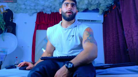 Snapshot of perfec_king00 chatting on May 27, 2026, 2:19 am Jacob online show from May 27, 2026, 2:19 am