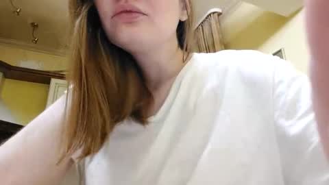 Anna online show from November 14, 2025, 8:51 pm