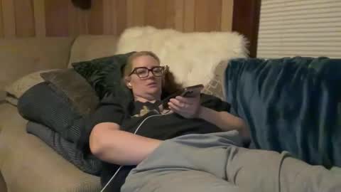 Nelly online show from November 8, 2025, 6:35 am