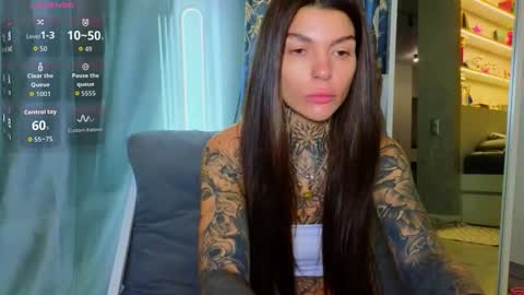 Snapshot of perfecttbaby77n chatting on April 1, 2026, 8:48 am Anna online show from April 1, 2026, 8:48 am