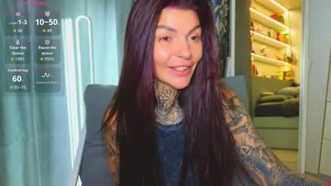 Snapshot of perfecttbaby77n chatting on April 15, 2026, 8:10 am Anna online show from April 15, 2026, 8:10 am