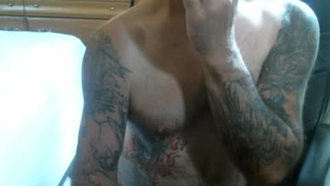 perkymalenipples online show from June 14, 2026, 2:41 pm