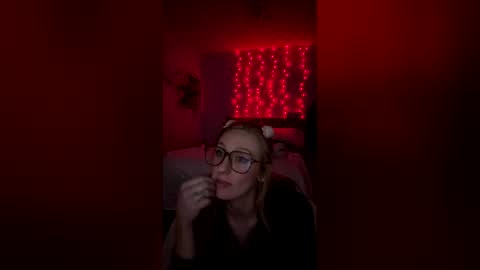 perkyyerky14 online show from March 19, 2026, 5:00 am