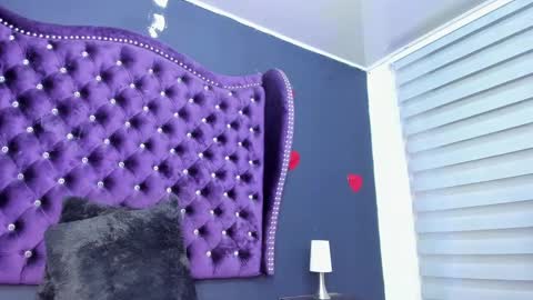 Snapshot of perlaa7 chatting on March 7, 2025, 7:08 am Perla online show from March 7, 2025, 7:08 am