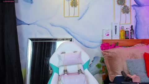 Perla Franco online show from April 12, 2026, 12:04 am