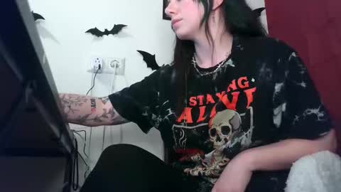 Persephone online show from February 25, 2026, 1:32 pm