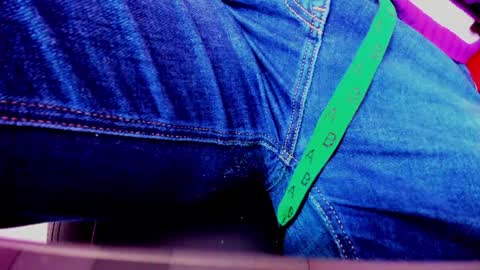 horror flying on the wings of the night.... online show from February 6, 2025, 9:53 am