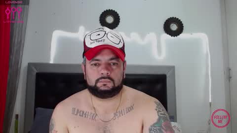 Carlos online show from October 15, 2025, 9:15 pm