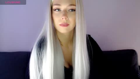 Snapshot of pervyblonde chatting on January 2, 2025, 12:24 pm Isabella online show from January 2, 2025, 12:24 pm