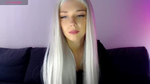 Snapshot of pervyblonde chatting on February 18, 2025, 12:06 pm Isabella online show from February 18, 2025, 12:06 pm