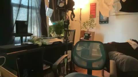 Snapshot of petehaze484617 chatting on September 14, 2025, 8:52 pm Pete Haze online show from September 14, 2025, 8:52 pm