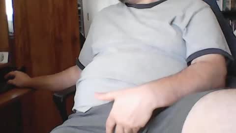 Snapshot of peter40770 chatting on June 24, 2026, 2:27 pm peter40770 online show from June 24, 2026, 2:27 pm