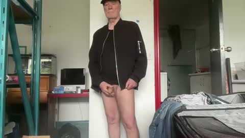 peter4443 online show from May 23, 2026, 4:33 pm