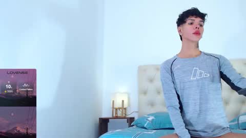 Snapshot of peter_22_ chatting on January 13, 2025, 4:19 pm peter_22_ online show from January 13, 2025, 4:19 pm