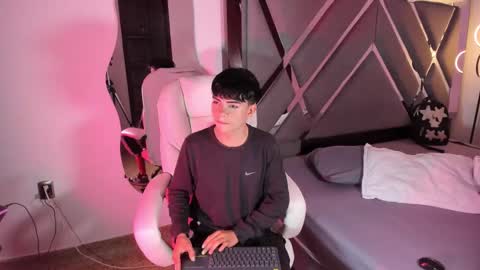 Peter online show from September 20, 2025, 6:31 pm