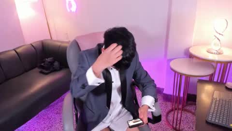 Peter online show from November 22, 2025, 5:50 am