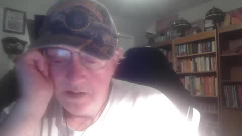 Snapshot of peterinohio57 chatting on September 11, 2025, 1:49 am peterinohio57 online show from September 11, 2025, 1:49 am