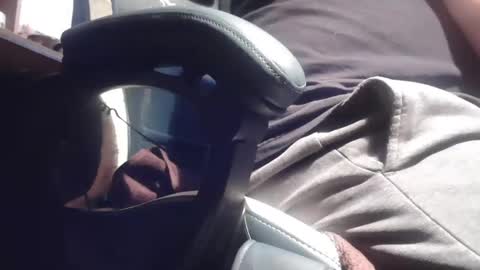 peterinohio57 online show from November 11, 2025, 11:21 am