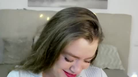 Peters Emily online show from December 1, 2024, 10:10 pm