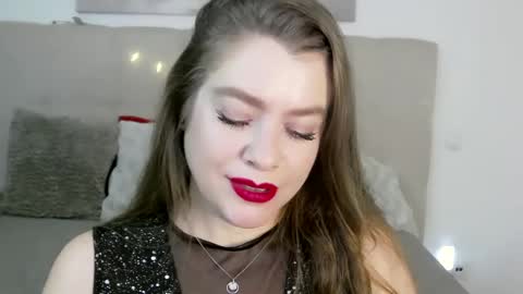 Peters Emily online show from December 8, 2024, 6:28 pm