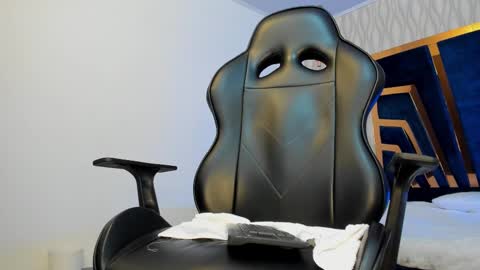 PETES EVANS new account online show from March 7, 2025, 5:51 am