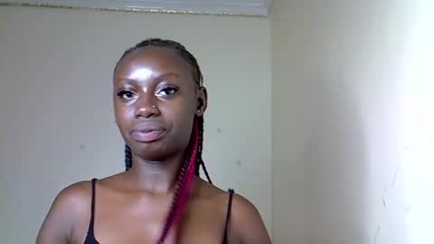 Charm online show from April 1, 2026, 8:06 pm