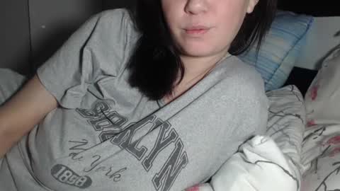 Snapshot of petite_danielle chatting on June 25, 2026, 8:46 pm petite_danielle online show from June 25, 2026, 8:46 pm