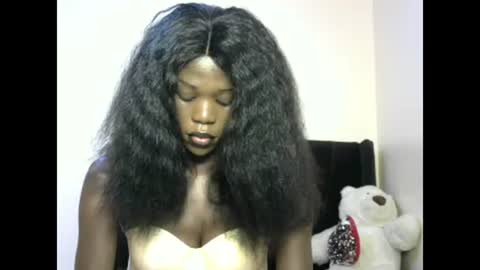 petite_lavi2 online show from February 22, 2025, 8:53 pm