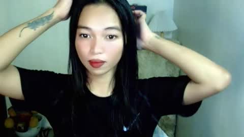 petite_mary69 online show from April 4, 2026, 5:49 am