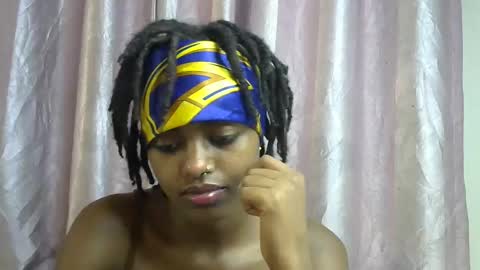 petite_star2 online show from December 15, 2025, 8:07 am