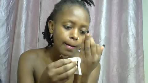 petite_star2 online show from December 20, 2025, 5:03 am