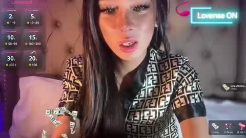 Snapshot of petite_yang chatting on March 25, 2026, 7:03 am yang yang online show from March 25, 2026, 7:03 am