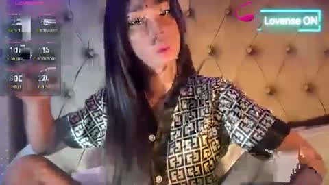 Snapshot of petite_yang chatting on March 29, 2026, 2:28 pm yang yang online show from March 29, 2026, 2:28 pm