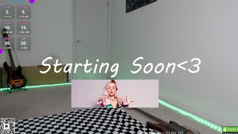 Snapshot of petitebrat chatting on January 29, 2025, 7:32 pm PiperAvery online show from January 29, 2025, 7:32 pm